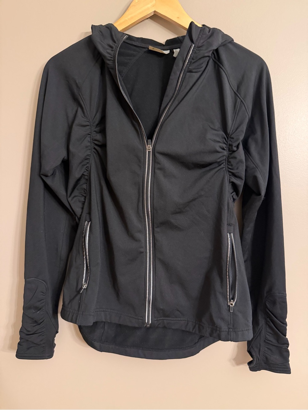 Athleta Black Shirred Full Zip Hooded Running Jacket Thumbholes Back Pocket M